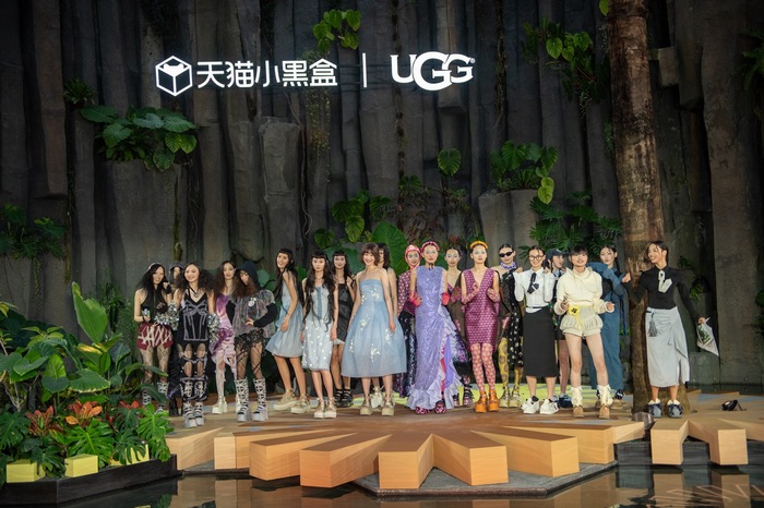 “橄榄吕	”在春天亮相，UGG春夏新品焕发“高能引力”｜是日美好事物  第4张
